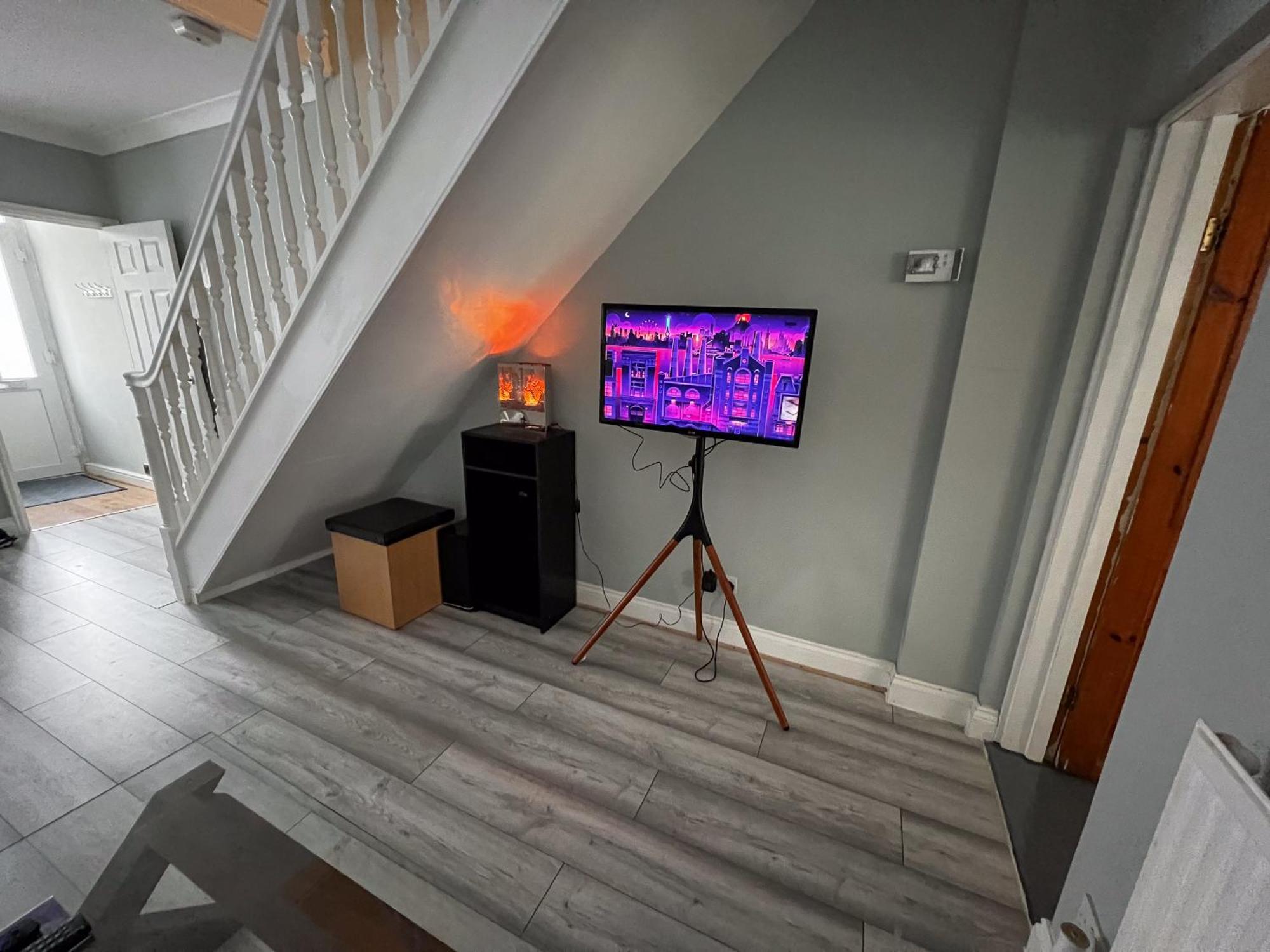 Spacious Retreat - Remote Worker & Family Friendly Portsmouth Eksteriør billede
